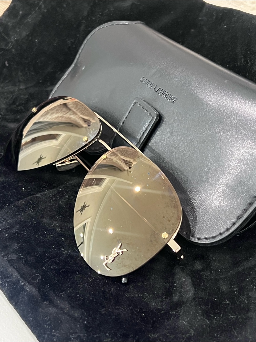 Saint Laurent CLASSIC 11 M Women’s Black Aviator Sunglasses